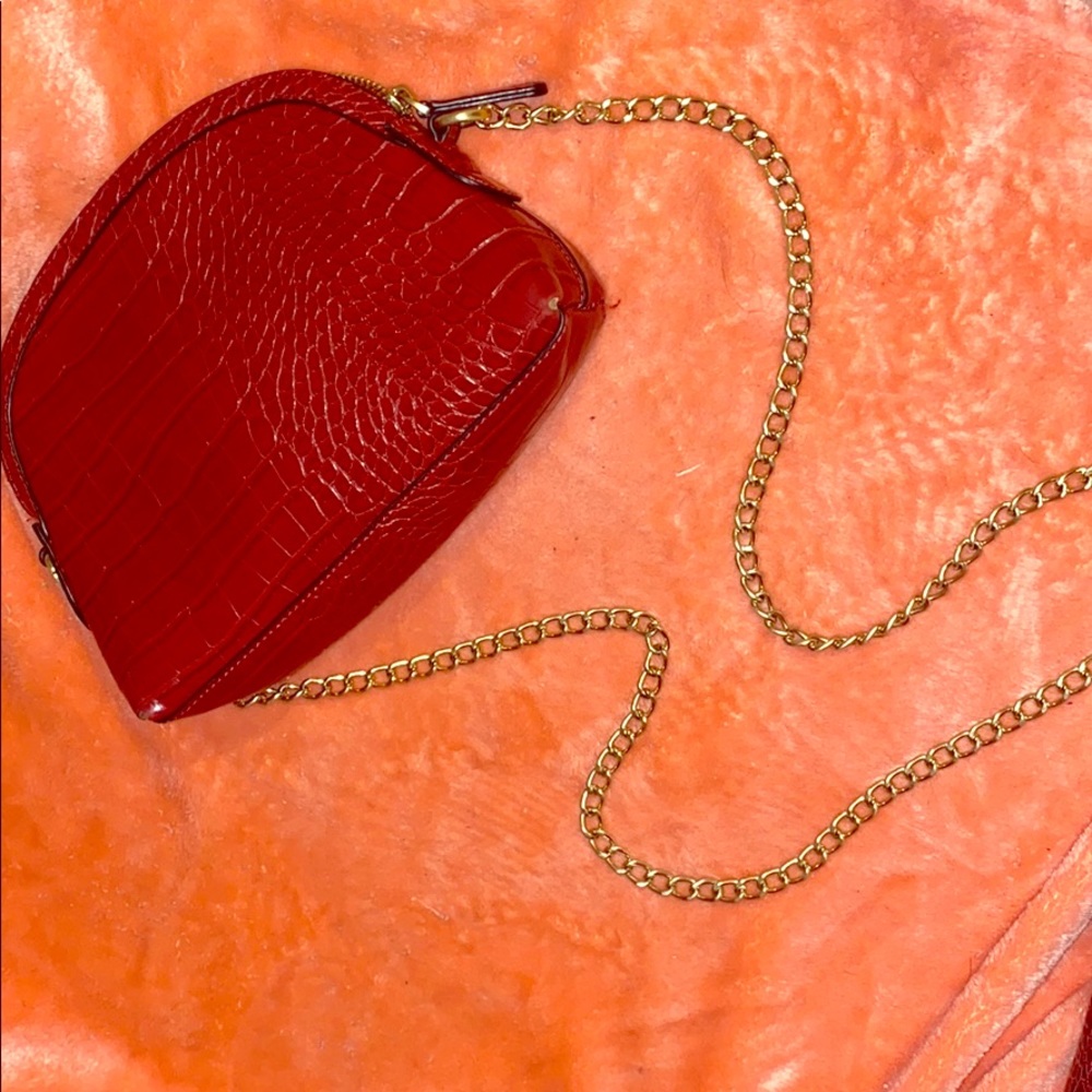 SUPER CUTE RED SEXY SNAKE SKIN PURSE 🐍 ❤️ ‼️‼️